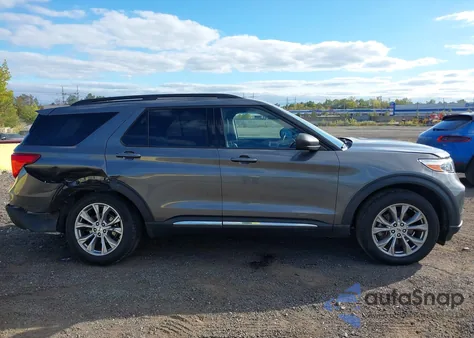 2021 Ford Explorer Xlt z USA, uszkodzony, nr VIN 1FMSK8DH2MGA49677